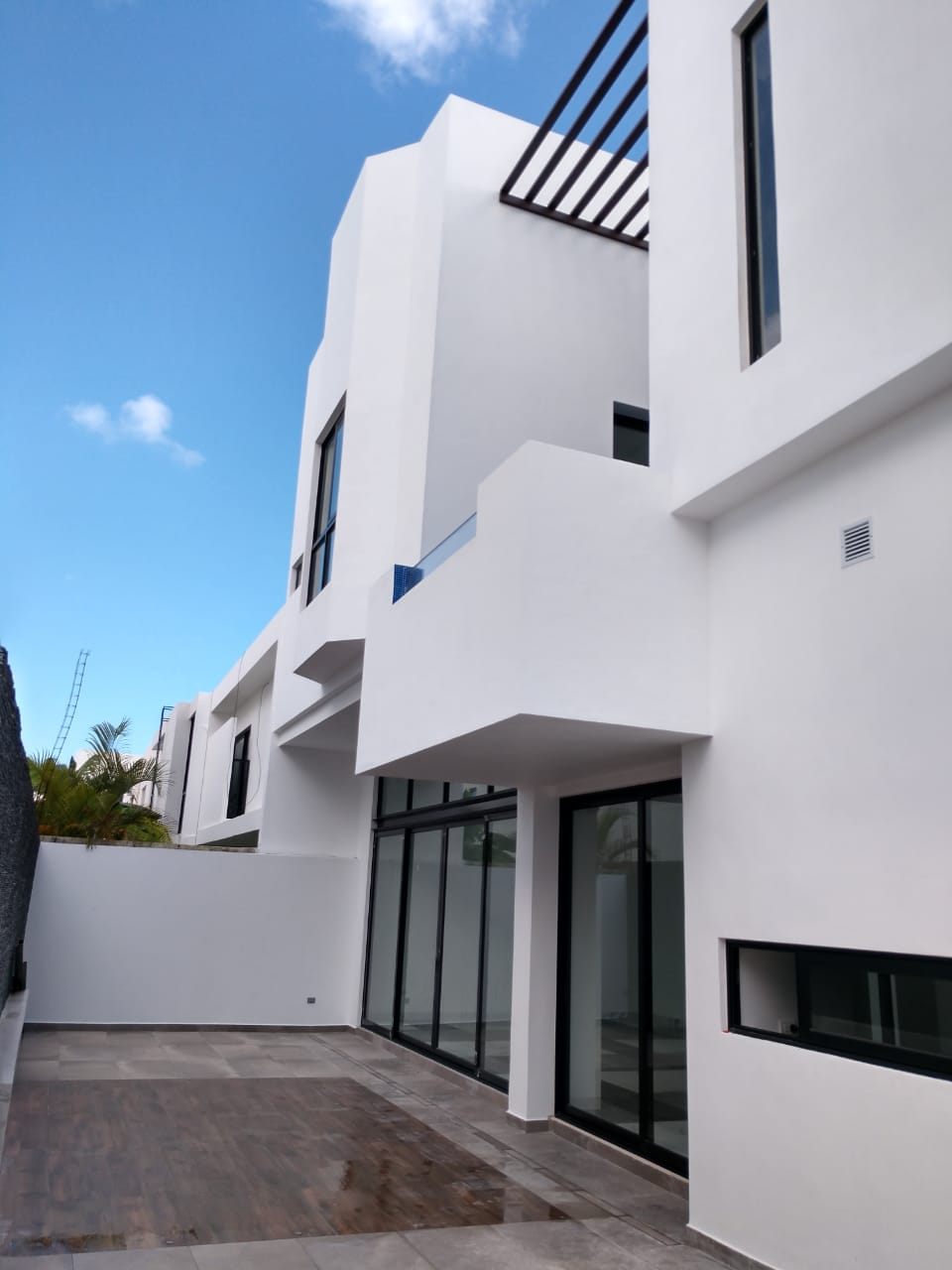 AQUA Residencial