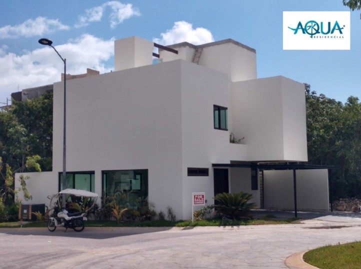 AQUA Residencial